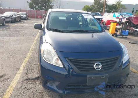 2013 Nissan Versa 1.6 S+ z USA, uszkodzony, nr VIN 3N1CN7AP3DL883770